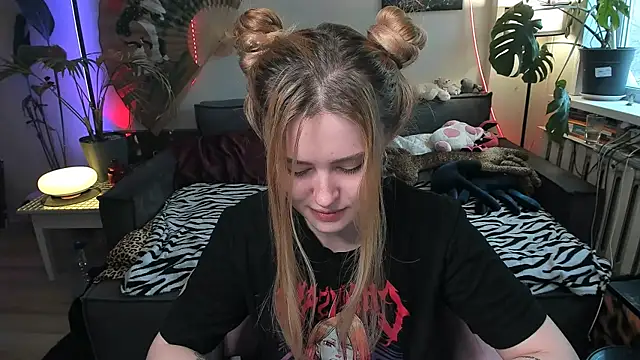 Alexa Pirs online show from 03-03-26, 12:22