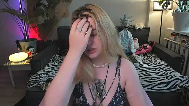 Alexa Pirs online show from 07-05-26, 02:46