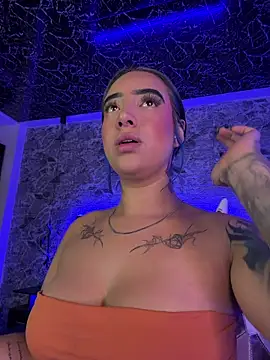 Scarlett-LS online show from 04-04-26, 01:59