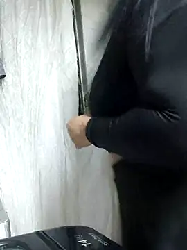 nikki grey online show from 10-13-25, 04:56