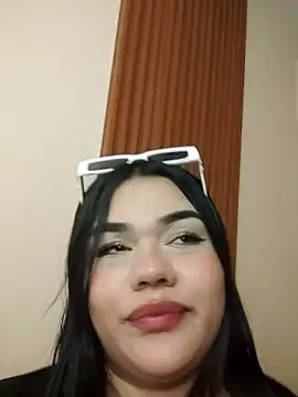 nikki grey online show from 10-27-25, 09:52