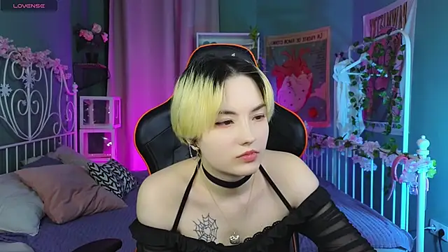 Akemi Sora  online show from 03-01-25, 06:43