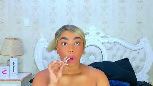 TianahGlow online show from 11-15-25, 08:38