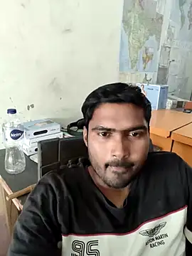 Snapshot of ccuteboyyyy chatting on 03-06-25, 11:36 ccuteboyyyy online show from 03-06-25, 11:36