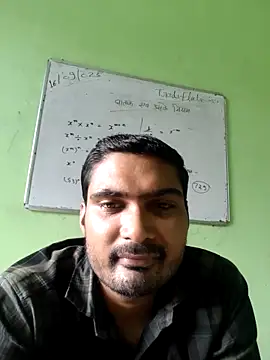 Snapshot of ccuteboyyyy chatting on 09-18-25, 04:47 ccuteboyyyy online show from 09-18-25, 04:47