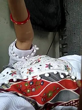 lovely----bhabhi online show from 11-25-25, 07:30