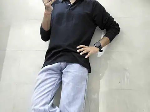 Snapshot of Lustyluckyy chatting on 11-01-25, 04:42 Lustyluckyy online show from 11-01-25, 04:42