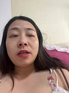 Snapshot of jinj-a chatting on 03-22-25, 03:41 jinj-a online show from 03-22-25, 03:41