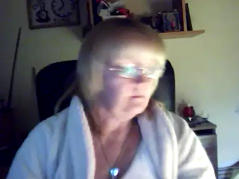 Snapshot of Violet5364 chatting on 03-01-25, 09:04 Violet5364 online show from 03-01-25, 09:04