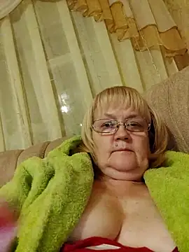 Violet5364 online show from 12-18-25, 09:54