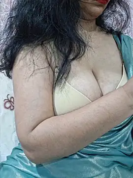 Snapshot of Jassi_Does chatting on 05-20-26, 10:05 Jassi Does online show from 05-20-26, 10:05