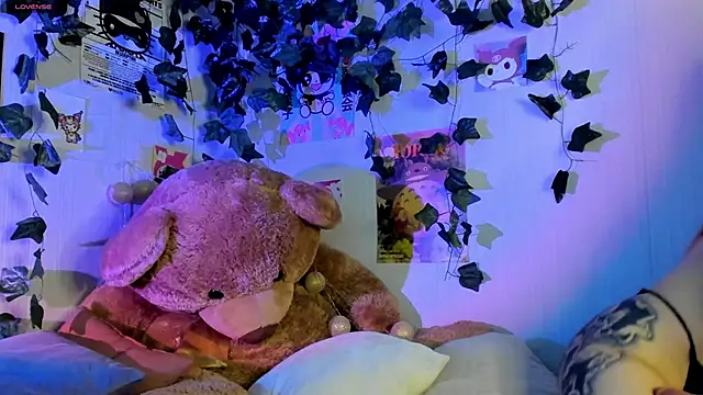 marynixoxo online show from 02-17-25, 03:36