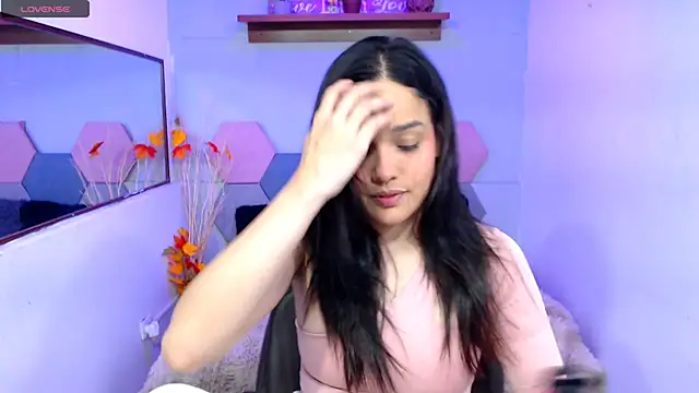 Snapshot of Lana_Pearce chatting on 02-20-25, 01:08 Lana Pearce online show from 02-20-25, 01:08