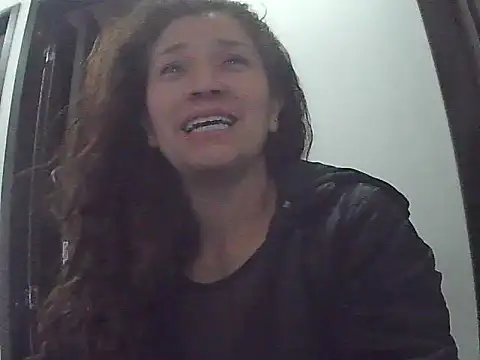 Snapshot of Cielo_carpentier69 chatting on 09-08-25, 10:20 Cielo carpentier69 online show from 09-08-25, 10:20