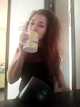 Snapshot of Cielo_carpentier69 chatting on 09-19-25, 03:13 Cielo carpentier69 online show from 09-19-25, 03:13