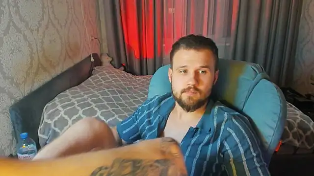 Vladik b online show from 04-10-26, 06:23