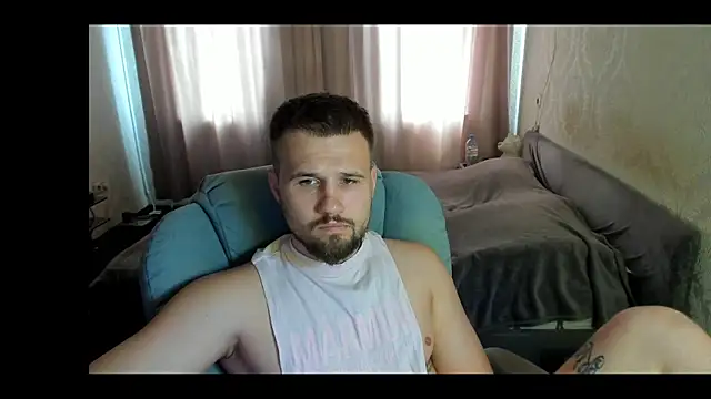 Snapshot of Vladik_b chatting on 07-01-26, 08:49 Vladik b online show from 07-01-26, 08:49