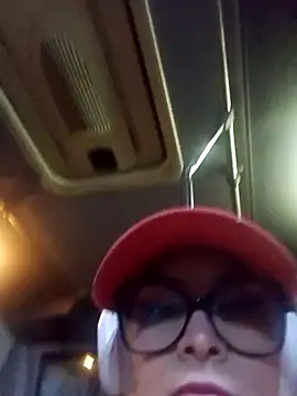 CandieGilson   online show from 04-02-26, 10:35