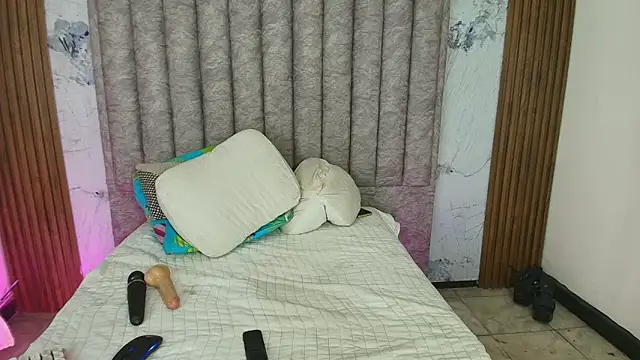 kendrakaramelo online show from 02-25-26, 04:05