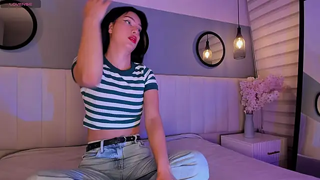 alice lodge online show from 11-20-25, 03:07