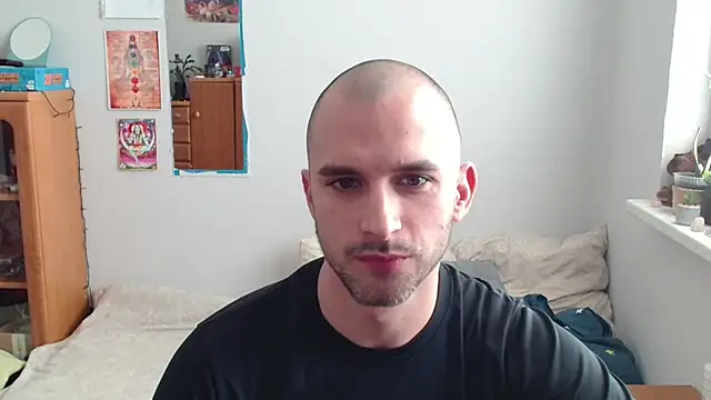 OskarBreno online show from 04-25-26, 04:37