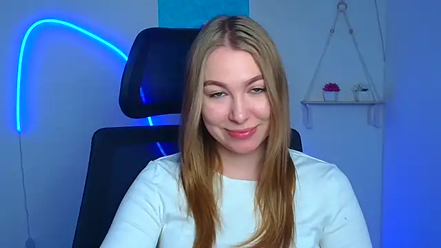 Snapshot of Dana_flowers chatting on 02-18-26, 07:37 Dana flowers online show from 02-18-26, 07:37