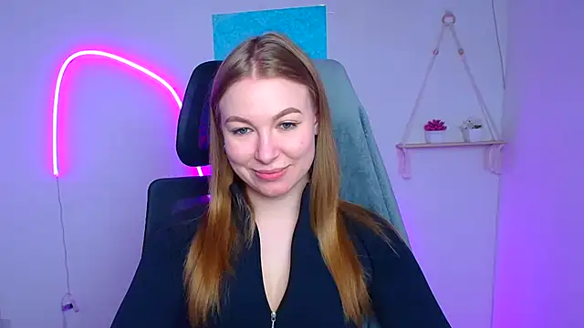 Snapshot of Dana_flowers chatting on 03-02-26, 02:24 Dana flowers online show from 03-02-26, 02:24