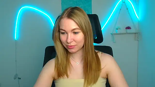 Snapshot of Dana_flowers chatting on 05-07-26, 05:24 Dana flowers online show from 05-07-26, 05:24
