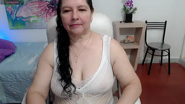 Snapshot of leonela_69 chatting on 03-15-25, 11:50 leonela 69 online show from 03-15-25, 11:50