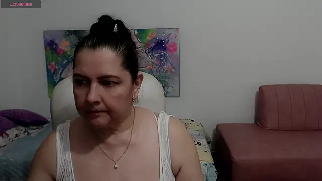 Snapshot of leonela_69 chatting on 03-22-25, 03:41 leonela 69 online show from 03-22-25, 03:41