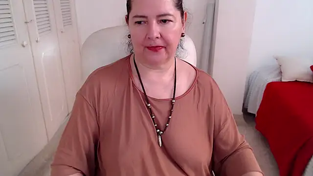 leonela 69 online show from 06-27-26, 12:22