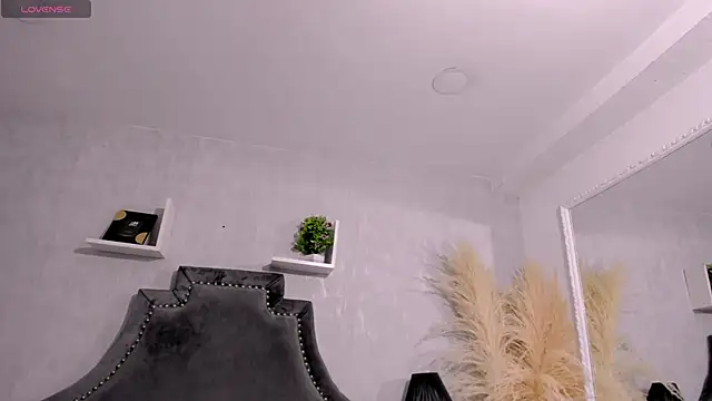 EmiliaRose  online show from 01-16-26, 08:46