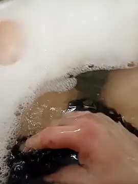 flo000031 online show from 03-02-26, 12:45