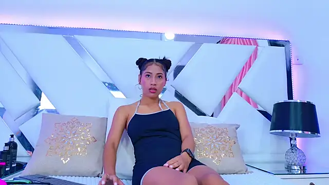 YesyHills online show from 02-20-25, 06:57