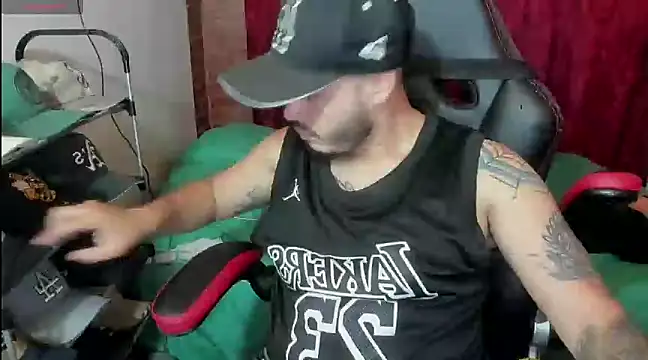 ragnar lothbrok777 online show from 03-05-25, 12:27