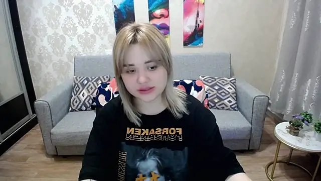 Snapshot of Finna_39 chatting on 10-06-25, 10:40 Finna 39 online show from 10-06-25, 10:40