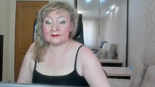 Victoria secrets  online show from 04-14-26, 05:35