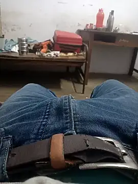 Snapshot of boyyouwant33 chatting on 02-13-25, 03:03 boyyouwant33 online show from 02-13-25, 03:03