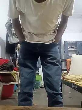 Snapshot of boyyouwant33 chatting on 02-14-25, 12:19 boyyouwant33 online show from 02-14-25, 12:19