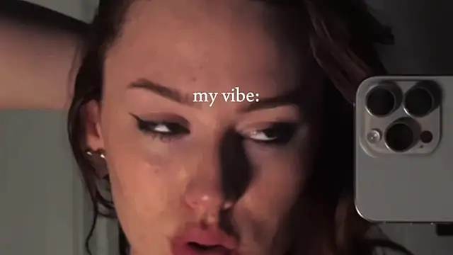 Snapshot of StacyWatts chatting on 02-03-26, 02:53 StacyWatts online show from 02-03-26, 02:53