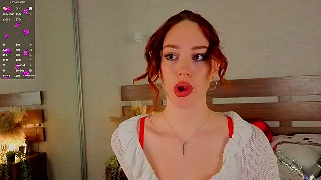 Snapshot of StacyWatts chatting on 02-11-26, 08:47 StacyWatts online show from 02-11-26, 08:47