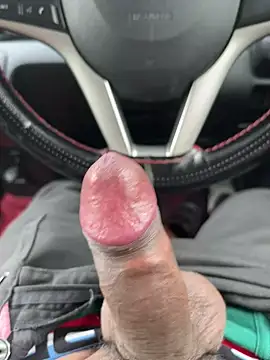 Snapshot of BadboySLR_8899 chatting on 09-19-25, 09:11 BadboySLR 8899 online show from 09-19-25, 09:11