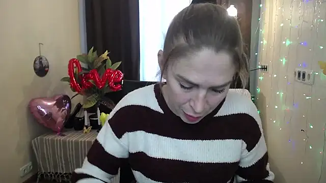 TessaDaybreak online show from 02-16-25, 10:54