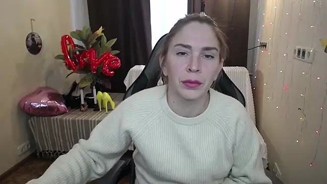 TessaDaybreak online show from 02-18-25, 10:27