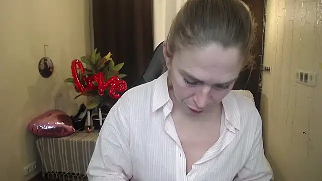 TessaDaybreak online show from 02-19-25, 04:00