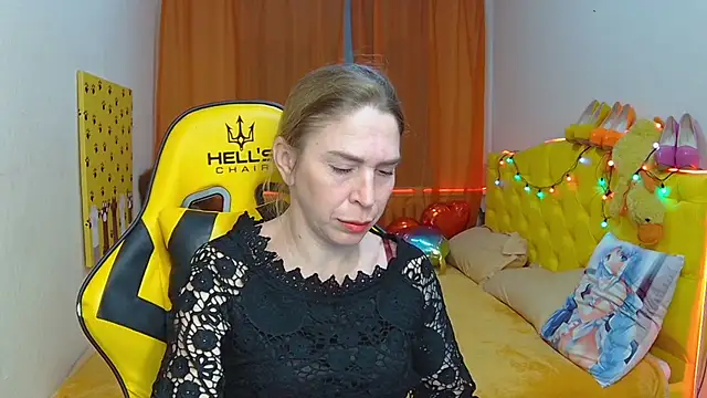 TessaDaybreak online show from 03-01-25, 07:30