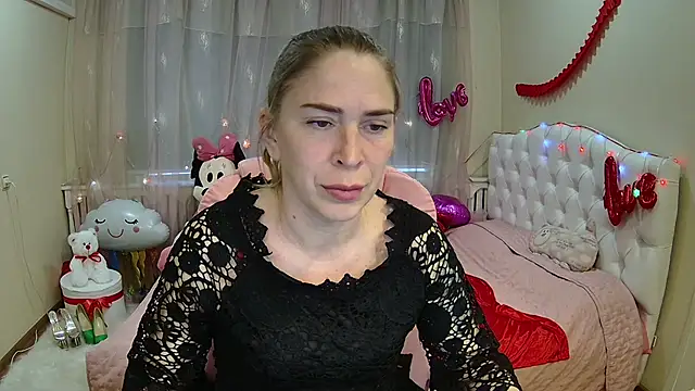 TessaDaybreak online show from 03-21-25, 01:12