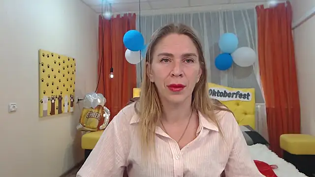 TessaDaybreak online show from 09-26-25, 06:28