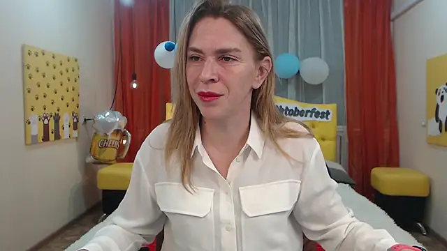 TessaDaybreak online show from 10-09-25, 07:28