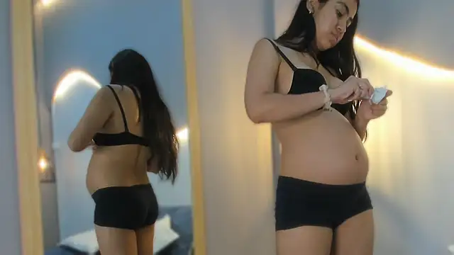 lucelly 15 online show from 12-15-25, 11:47